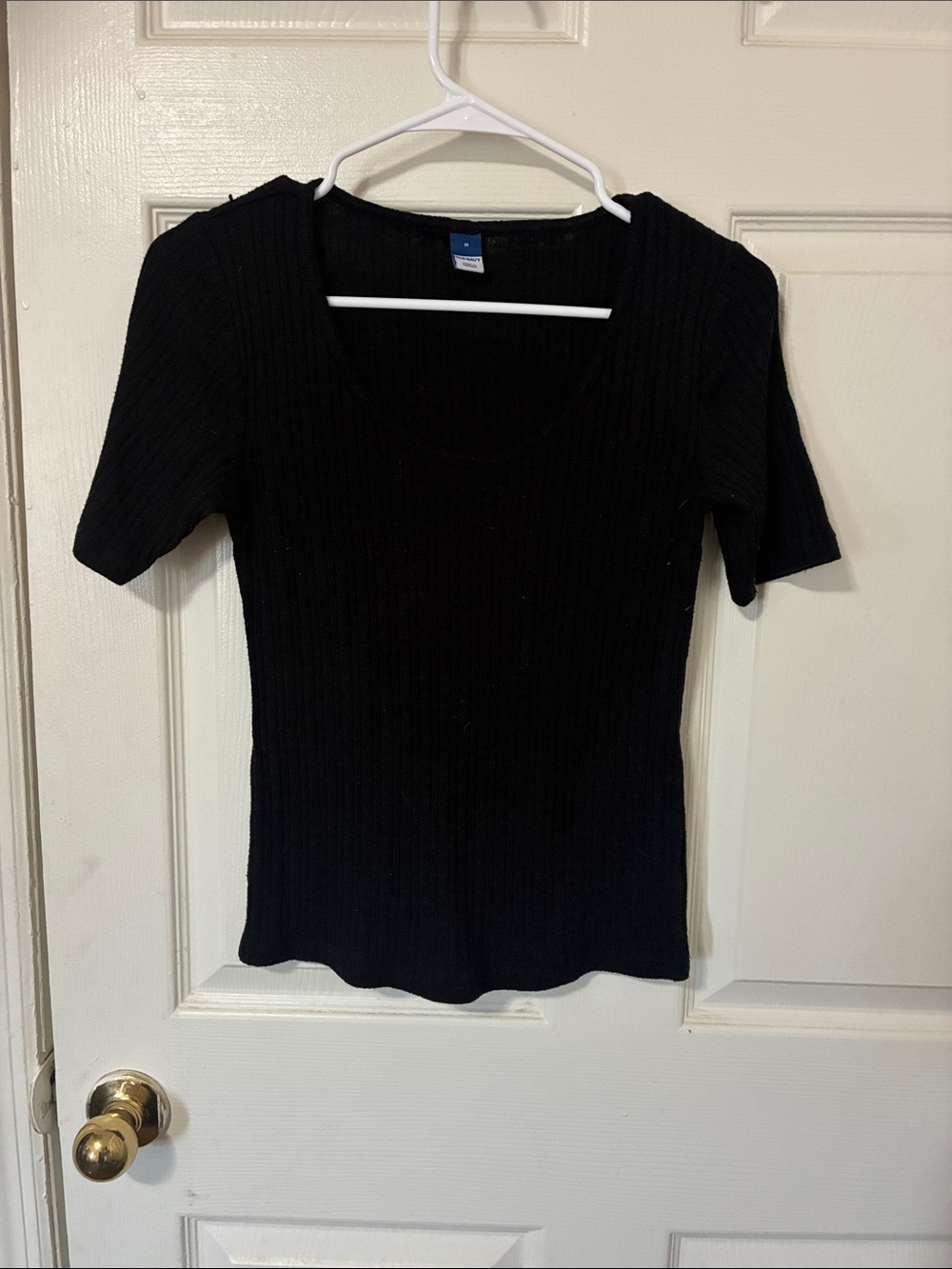 Old Navy Black Ribbed Scoop-Neck Short Sleeve Tee